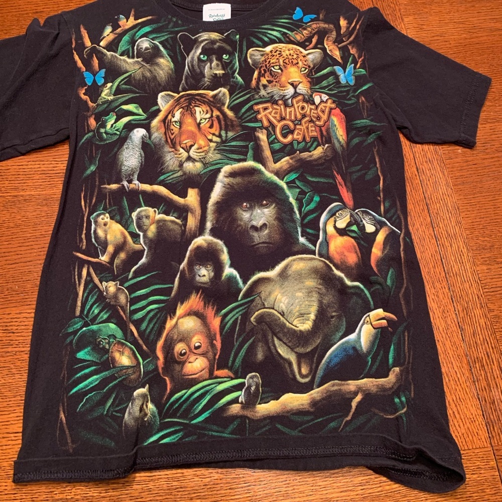 Rainforest Cafe shirt